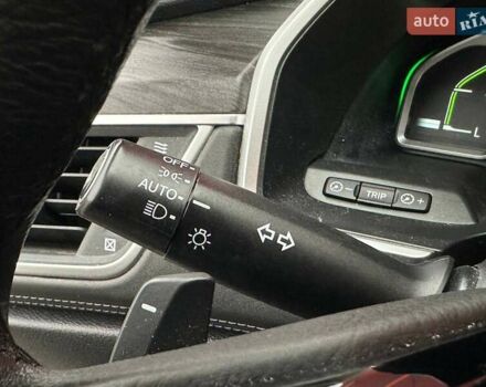 Серый Хонда Клерити, объемом двигателя 1.5 л и пробегом 106 тыс. км за 16990 $, фото 25 на Automoto.ua