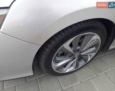 Сірий Хонда Клериті, об'ємом двигуна 1.5 л та пробігом 130 тис. км за 19800 $, фото 7 на Automoto.ua