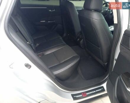 Сірий Хонда Клериті, об'ємом двигуна 1.5 л та пробігом 130 тис. км за 19800 $, фото 14 на Automoto.ua