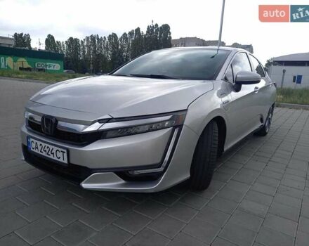 Сірий Хонда Клериті, об'ємом двигуна 1.5 л та пробігом 130 тис. км за 19800 $, фото 1 на Automoto.ua