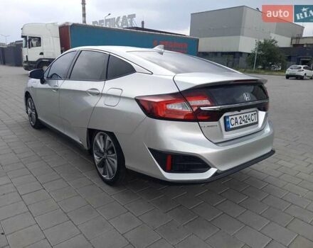 Сірий Хонда Клериті, об'ємом двигуна 1.5 л та пробігом 130 тис. км за 19800 $, фото 9 на Automoto.ua