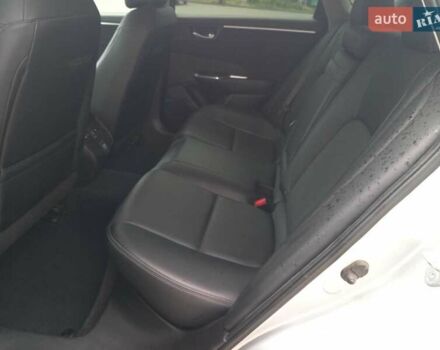 Сірий Хонда Клериті, об'ємом двигуна 1.5 л та пробігом 130 тис. км за 19800 $, фото 24 на Automoto.ua