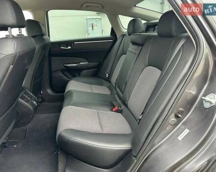 Серый Хонда Клерити, объемом двигателя 1.5 л и пробегом 106 тыс. км за 16990 $, фото 8 на Automoto.ua