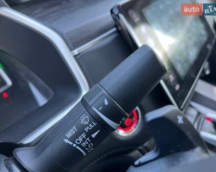 Серый Хонда Клерити, объемом двигателя 1.5 л и пробегом 106 тыс. км за 16490 $, фото 22 на Automoto.ua