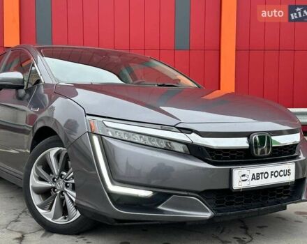 Серый Хонда Клерити, объемом двигателя 1.5 л и пробегом 106 тыс. км за 16990 $, фото 1 на Automoto.ua