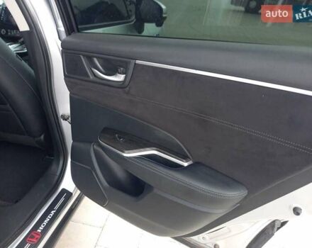 Сірий Хонда Клериті, об'ємом двигуна 1.5 л та пробігом 130 тис. км за 19800 $, фото 15 на Automoto.ua