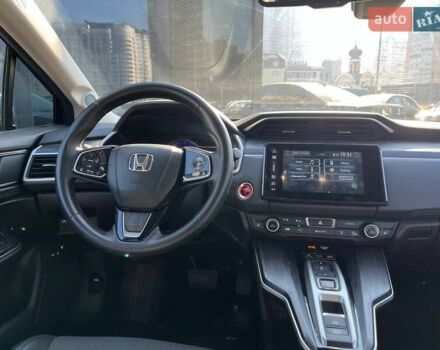 Серый Хонда Клерити, объемом двигателя 1.5 л и пробегом 106 тыс. км за 16490 $, фото 14 на Automoto.ua