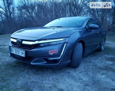 Серый Хонда Клерити, объемом двигателя 1.5 л и пробегом 119 тыс. км за 18599 $, фото 1 на Automoto.ua