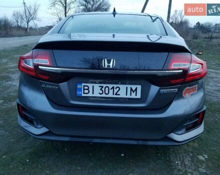 Серый Хонда Клерити, объемом двигателя 1.5 л и пробегом 119 тыс. км за 18599 $, фото 6 на Automoto.ua