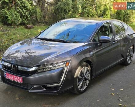 Серый Хонда Клерити, объемом двигателя 1.5 л и пробегом 27 тыс. км за 20900 $, фото 5 на Automoto.ua