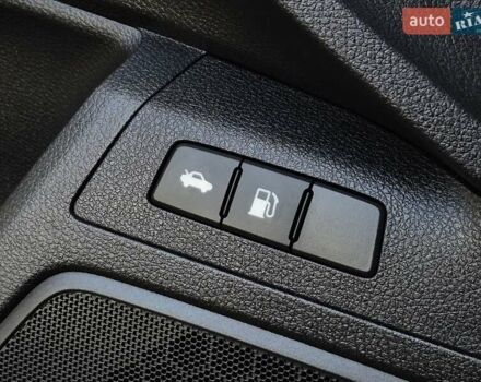 Серый Хонда Клерити, объемом двигателя 1.5 л и пробегом 27 тыс. км за 20900 $, фото 16 на Automoto.ua