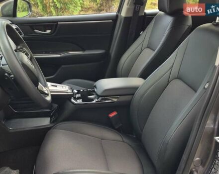 Серый Хонда Клерити, объемом двигателя 1.5 л и пробегом 27 тыс. км за 20900 $, фото 8 на Automoto.ua