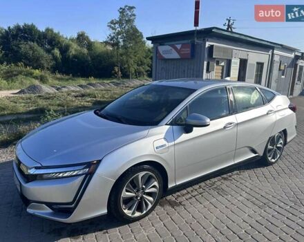 Сірий Хонда Клериті, об'ємом двигуна 1.5 л та пробігом 182 тис. км за 17700 $, фото 1 на Automoto.ua