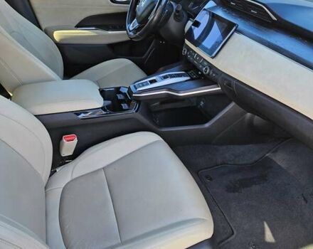 Зелений Хонда Клериті, об'ємом двигуна 1.5 л та пробігом 101 тис. км за 18000 $, фото 6 на Automoto.ua