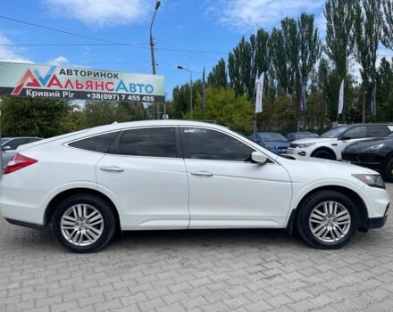 Белый Хонда Кросстур, объемом двигателя 2.4 л и пробегом 208 тыс. км за 11999 $, фото 7 на Automoto.ua
