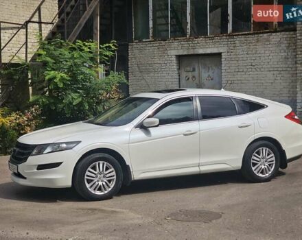 Білий Хонда Кросстур, об'ємом двигуна 2.4 л та пробігом 217 тис. км за 12900 $, фото 24 на Automoto.ua