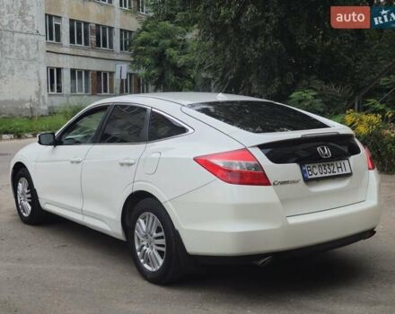 Білий Хонда Кросстур, об'ємом двигуна 2.4 л та пробігом 217 тис. км за 12900 $, фото 11 на Automoto.ua