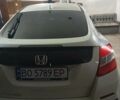 Белый Хонда Кросстур, объемом двигателя 2.4 л и пробегом 204 тыс. км за 11100 $, фото 2 на Automoto.ua