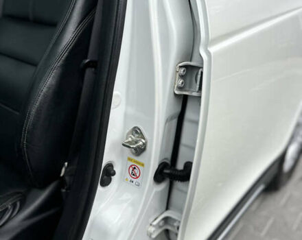 Білий Хонда Кросстур, об'ємом двигуна 2.35 л та пробігом 294 тис. км за 12950 $, фото 65 на Automoto.ua