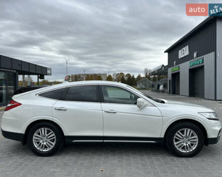 Білий Хонда Кросстур, об'ємом двигуна 2.35 л та пробігом 294 тис. км за 12950 $, фото 14 на Automoto.ua