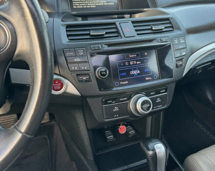 Білий Хонда Кросстур, об'ємом двигуна 3.47 л та пробігом 198 тис. км за 12800 $, фото 26 на Automoto.ua