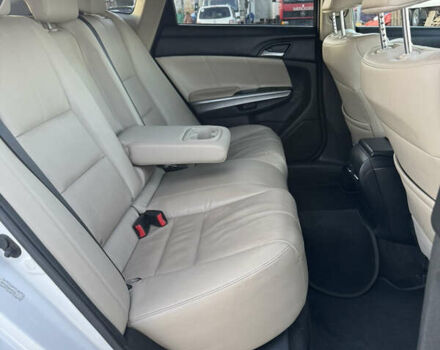 Білий Хонда Кросстур, об'ємом двигуна 3.47 л та пробігом 198 тис. км за 12800 $, фото 14 на Automoto.ua