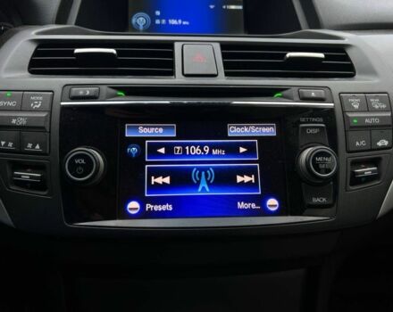 Білий Хонда Кросстур, об'ємом двигуна 2.4 л та пробігом 256 тис. км за 11400 $, фото 9 на Automoto.ua