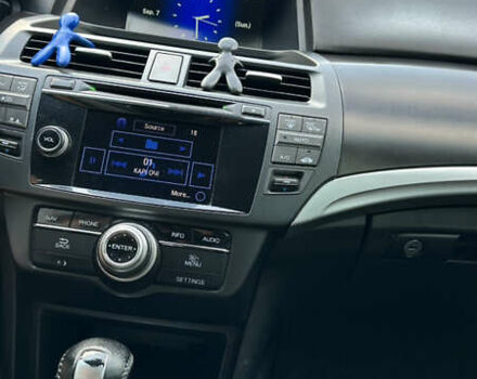 Белый Хонда Кросстур, объемом двигателя 2.4 л и пробегом 340 тыс. км за 12300 $, фото 15 на Automoto.ua