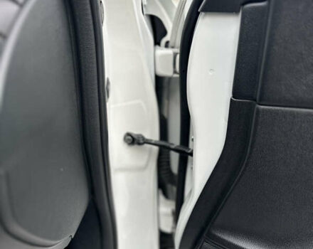 Білий Хонда Кросстур, об'ємом двигуна 2.35 л та пробігом 294 тис. км за 12950 $, фото 98 на Automoto.ua