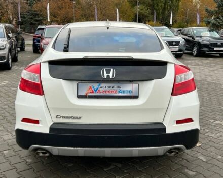 Білий Хонда Кросстур, об'ємом двигуна 2.4 л та пробігом 256 тис. км за 11400 $, фото 4 на Automoto.ua