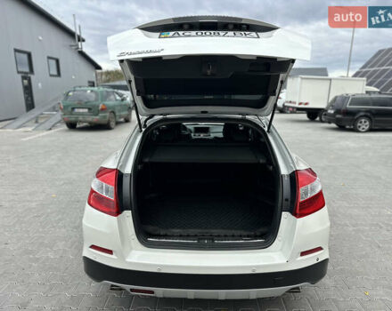 Білий Хонда Кросстур, об'ємом двигуна 2.35 л та пробігом 294 тис. км за 12950 $, фото 81 на Automoto.ua