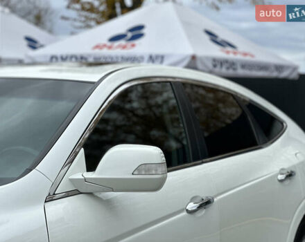 Білий Хонда Кросстур, об'ємом двигуна 2.35 л та пробігом 294 тис. км за 12950 $, фото 5 на Automoto.ua