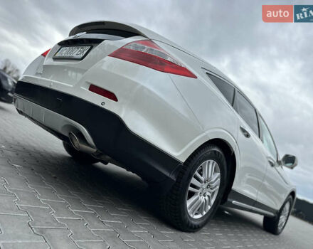 Білий Хонда Кросстур, об'ємом двигуна 2.35 л та пробігом 294 тис. км за 12950 $, фото 21 на Automoto.ua