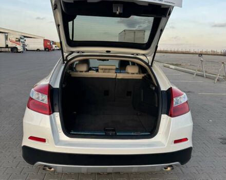 Білий Хонда Кросстур, об'ємом двигуна 3.47 л та пробігом 198 тис. км за 12800 $, фото 34 на Automoto.ua