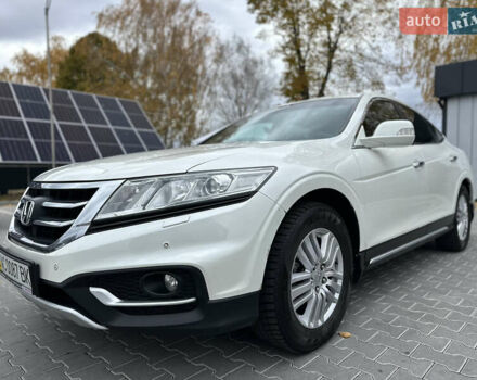 Білий Хонда Кросстур, об'ємом двигуна 2.35 л та пробігом 294 тис. км за 12950 $, фото 1 на Automoto.ua