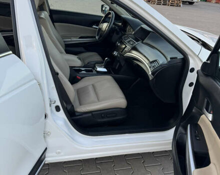 Білий Хонда Кросстур, об'ємом двигуна 3.47 л та пробігом 198 тис. км за 12800 $, фото 10 на Automoto.ua