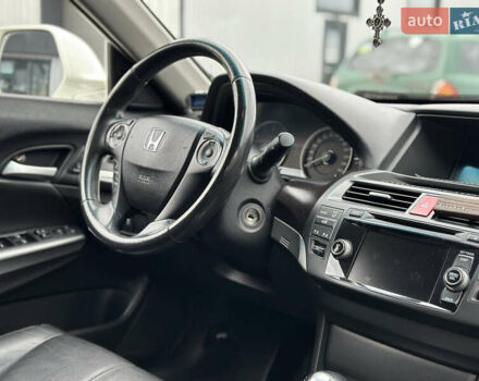 Білий Хонда Кросстур, об'ємом двигуна 2.35 л та пробігом 294 тис. км за 12950 $, фото 90 на Automoto.ua