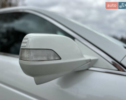 Білий Хонда Кросстур, об'ємом двигуна 2.35 л та пробігом 294 тис. км за 12950 $, фото 49 на Automoto.ua