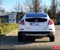 Белый Хонда Кросстур, объемом двигателя 3.5 л и пробегом 242 тыс. км за 16000 $, фото 2 на Automoto.ua