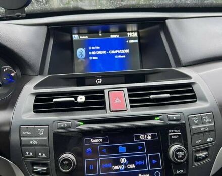 Белый Хонда Кросстур, объемом двигателя 2.35 л и пробегом 219 тыс. км за 13999 $, фото 21 на Automoto.ua
