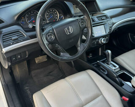 Білий Хонда Кросстур, об'ємом двигуна 3.47 л та пробігом 198 тис. км за 12800 $, фото 23 на Automoto.ua