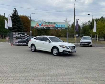 Белый Хонда Кросстур, объемом двигателя 2.4 л и пробегом 208 тыс. км за 11600 $, фото 1 на Automoto.ua