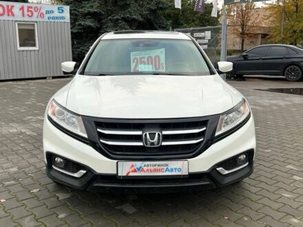 Белый Хонда Кросстур, объемом двигателя 2.4 л и пробегом 256 тыс. км за 11400 $, фото 1 на Automoto.ua