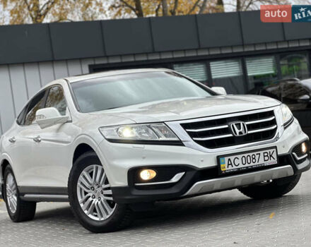 Белый Хонда Кросстур, объемом двигателя 2.35 л и пробегом 294 тыс. км за 12950 $, фото 1 на Automoto.ua