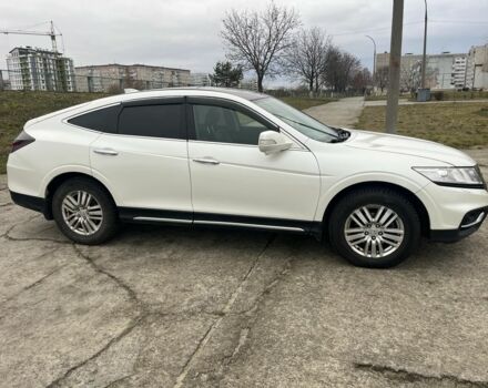 Белый Хонда Кросстур, объемом двигателя 2.4 л и пробегом 322 тыс. км за 11500 $, фото 1 на Automoto.ua