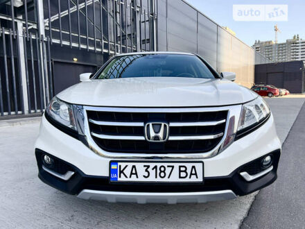 Хонда Кросстур 2015 у Києві на Automoto.ua Білий Хонда Кросстур, об'ємом двигуна 3.5 л та пробігом 117 тис. км за 17500 $, фото 1 на Automoto.ua