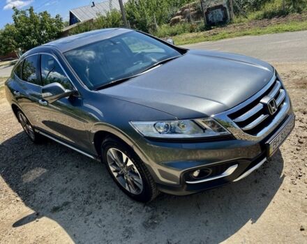 Белый Хонда Кросстур, объемом двигателя 2 л и пробегом 50 тыс. км за 20000 $, фото 1 на Automoto.ua