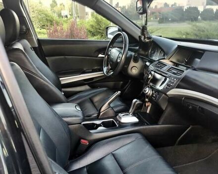 Черный Хонда Кросстур, объемом двигателя 2.35 л и пробегом 158 тыс. км за 14100 $, фото 19 на Automoto.ua