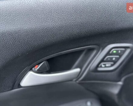 Чорний Хонда Кросстур, об'ємом двигуна 2.4 л та пробігом 120 тис. км за 14200 $, фото 36 на Automoto.ua