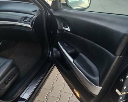 Черный Хонда Кросстур, объемом двигателя 2.35 л и пробегом 158 тыс. км за 14100 $, фото 16 на Automoto.ua